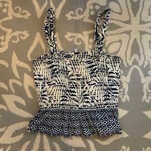 White and navy scrunched thank top with ruffled bottom